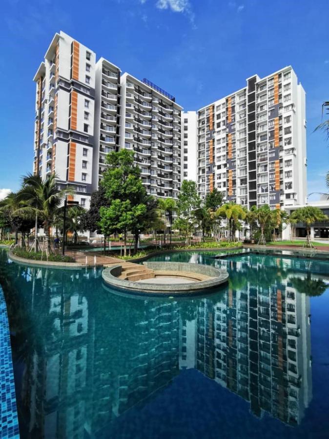 Searenitysuite At Timurbay Seafront Residence, Kuantan Luaran gambar